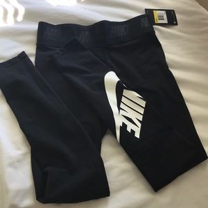 Nike Leg A See Logo Leggings